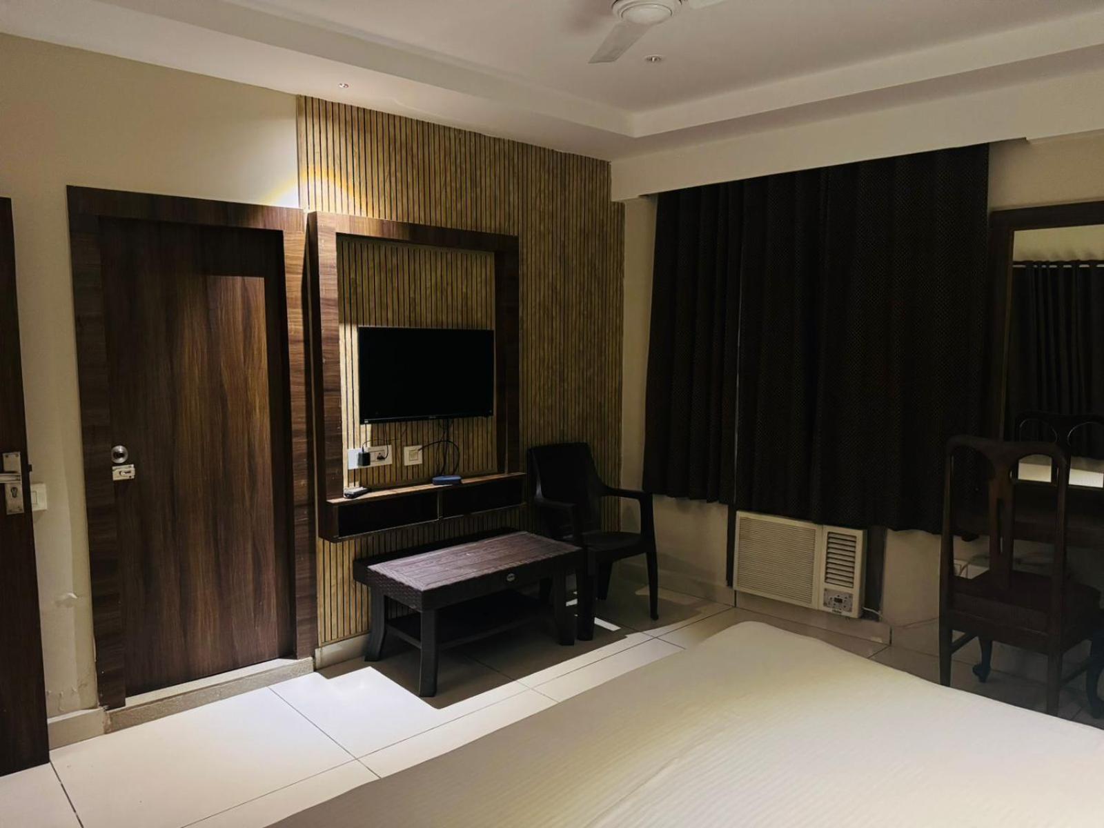 Hotel Pearl Inn Rudrapur Luaran gambar